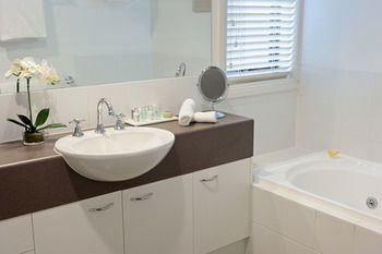 Ringwood Royale - Kingaroy Accommodation 10