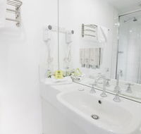 Miami Hotel Melbourne - Kingaroy Accommodation