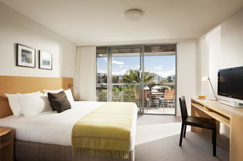 Pullman Magenta Shores Resort - Kingaroy Accommodation 0