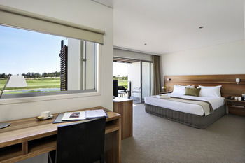 Pullman Magenta Shores Resort - Kingaroy Accommodation 9