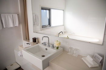 Pullman Magenta Shores Resort - Kingaroy Accommodation 18