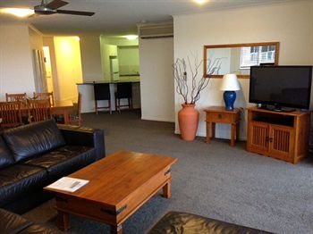 Atlantis Marcoola - Kingaroy Accommodation 8