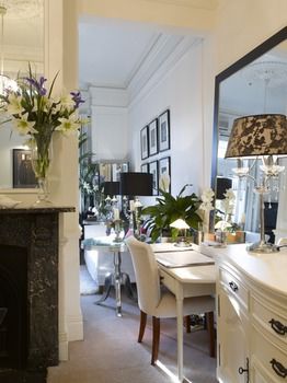 Andre's Mews Luxury Serviced Apartments - Kingaroy Accommodation 9