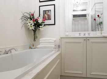 Andre's Mews Luxury Serviced Apartments - Kingaroy Accommodation 21