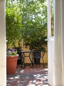 Andre's Mews Luxury Serviced Apartments - Kingaroy Accommodation 53