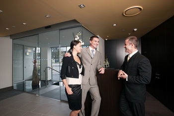 Melbourne Short Stay Apartments On Whiteman - Kingaroy Accommodation 10