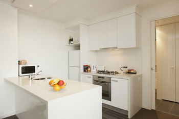 Melbourne Short Stay Apartments On Whiteman - Kingaroy Accommodation 18