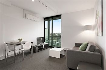 Docklands Private Collection Of Apartments - Digital Harbour - Kingaroy Accommodation 1