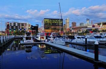 Docklands Private Collection Of Apartments - Digital Harbour - Kingaroy Accommodation 7