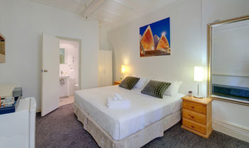 Neutral Bay Lodge - Kingaroy Accommodation 19