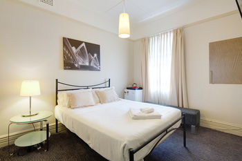 Neutral Bay Lodge - Kingaroy Accommodation 24