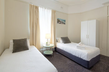 Neutral Bay Lodge - Kingaroy Accommodation 41