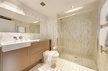 Wyndel Apartments - Harbour Watch - Kingaroy Accommodation 12