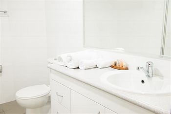 Copacabana Shores - Kingaroy Accommodation 0