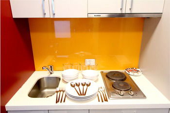 Alston Apartments Hotel - Kingaroy Accommodation 4