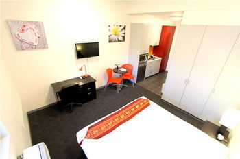 Alston Apartments Hotel - Kingaroy Accommodation 6