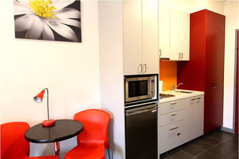 Alston Apartments Hotel - Kingaroy Accommodation 8