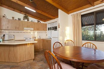 Eagleview Resort - Kingaroy Accommodation 13
