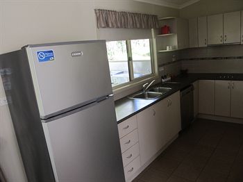 BIG4 Koala Shores Port Stephens Holiday Park - Kingaroy Accommodation 4