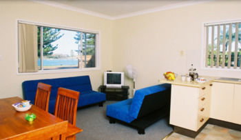 El Lago Waters Tourist Park - Kingaroy Accommodation 7