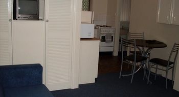 El Lago Waters Tourist Park - Kingaroy Accommodation 11