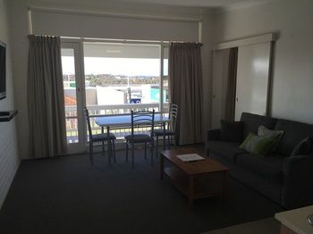 Harbourview Serviced Apartments - Kingaroy Accommodation 40