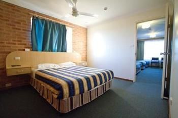 Branxton House Motel, Hunter Valley - Kingaroy Accommodation 5
