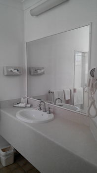 Branxton House Motel, Hunter Valley - Kingaroy Accommodation 8