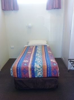 Ashton Townhouse Motel And Suites - Kingaroy Accommodation 18