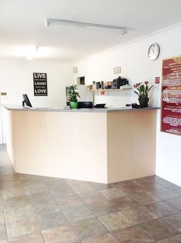 Ashton Townhouse Motel And Suites - Kingaroy Accommodation 22