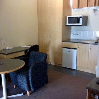Ashton Townhouse Motel And Suites - Kingaroy Accommodation 25