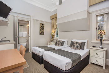 Boronia Lodge Burwood - Kingaroy Accommodation 3