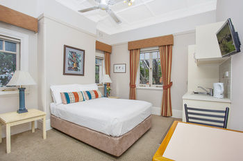 Boronia Lodge Burwood - Kingaroy Accommodation 4