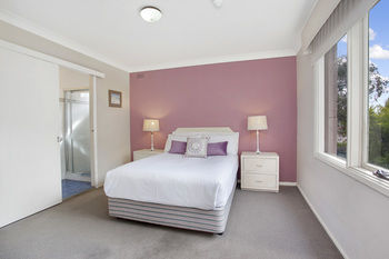 Boronia Lodge Burwood - Kingaroy Accommodation 9