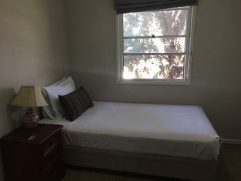 Boronia Lodge Burwood - Kingaroy Accommodation 25