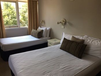 Boronia Lodge Burwood - Kingaroy Accommodation 32