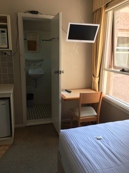 Boronia Lodge Burwood - Kingaroy Accommodation 34