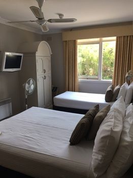 Boronia Lodge Burwood - Kingaroy Accommodation 35