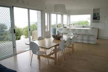 Culburra Beach House - Kingaroy Accommodation 3