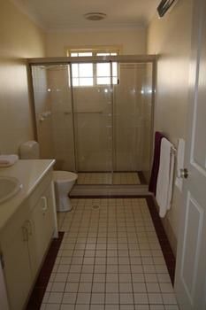 Birchgrove Apartments - Kingaroy Accommodation 7