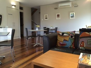Chaucer Palms Boutique Bed & Breakfast - Kingaroy Accommodation 3