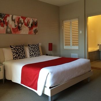 Chaucer Palms Boutique Bed & Breakfast - Kingaroy Accommodation 5