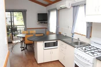 Big4 Swan Hill - Caravan Park - Kingaroy Accommodation 8