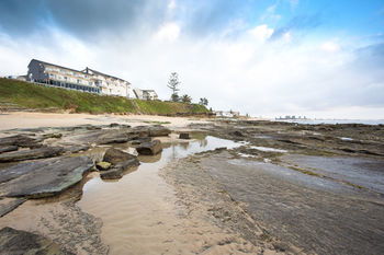 Ocean Front At The Entrance - Kingaroy Accommodation 9