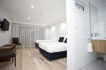 Ocean Front At The Entrance - Kingaroy Accommodation 14