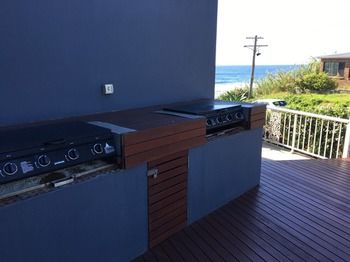 Ocean Front At The Entrance - Kingaroy Accommodation 25