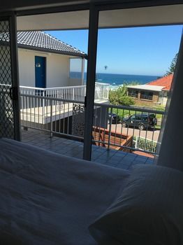 Ocean Front At The Entrance - Kingaroy Accommodation 27
