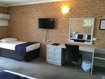 Ocean Front At The Entrance - Kingaroy Accommodation 28