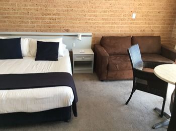 Ocean Front At The Entrance - Kingaroy Accommodation 32