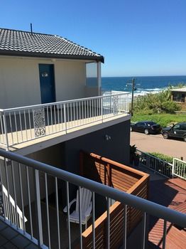 Ocean Front At The Entrance - Kingaroy Accommodation 43